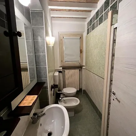 Atena - Casa Indipendente E Romantica Anche A Parma